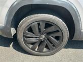 Thumbnail of 2021 Pyrite Silver Metallic Volkswagen Atlas