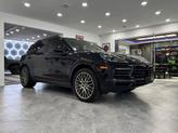 Thumbnail of 2022 Moonlight Blue Metallic Porsche Cayenne