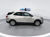 Thumbnail of 2021 Silver Ice Metallic Chevrolet Equinox