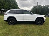 Thumbnail of 2025 Bright White Clearcoat Jeep Grand Cherokee