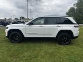 Thumbnail of 2025 Bright White Clearcoat Jeep Grand Cherokee