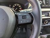 Thumbnail of 2026 Platinum White Pearl Honda HR-V