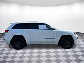 Thumbnail of 2019 Bright White Clearcoat Jeep Grand Cherokee
