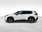 Thumbnail of 2021 Pearl White Tricoat Nissan Rogue