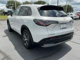 Thumbnail of 2024 Platinum White Pearl Honda HR-V