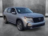 Thumbnail of 2025 Lunar Silver Metallic Honda Pilot