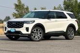 Photo of 2025 Star White Metallic Tri-Coat Ford Explorer