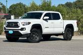 Photo of 2021 Super White Toyota Tacoma