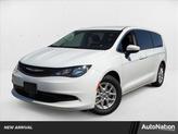 Photo of 2022 Bright White Clearcoat Chrysler Voyager