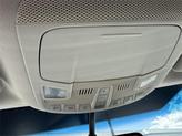 Thumbnail of 2015 White Platinum Clearcoat Metallic Ford Edge