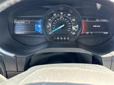Thumbnail of 2015 White Platinum Clearcoat Metallic Ford Edge