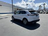 Thumbnail of 2015 White Platinum Clearcoat Metallic Ford Edge