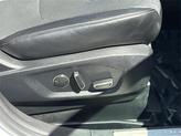 Thumbnail of 2015 White Platinum Clearcoat Metallic Ford Edge