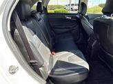Thumbnail of 2015 White Platinum Clearcoat Metallic Ford Edge