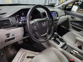 Thumbnail of 2018 Lunar Silver Metallic Honda Pilot