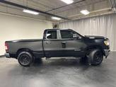 Thumbnail of 2020 Diamond Black Crystal Pearlcoat RAM 1500