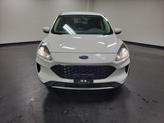 Thumbnail of 2020 Oxford White Ford Escape