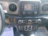 Thumbnail of 2018 Bright White Clearcoat Jeep Wrangler Unlimited