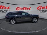 Thumbnail of 2025 Diamond Black Crystal Pearlcoat Jeep Grand Cherokee L