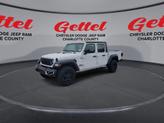 Thumbnail of 2025 Bright White Clearcoat Jeep Gladiator
