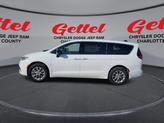 Thumbnail of 2025 Bright White Clearcoat Chrysler Pacifica
