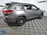 Thumbnail of 2017 Predawn Gray Mica Toyota Highlander