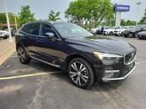 Thumbnail of 2022 Onyx Black Metallic Volvo XC60