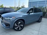 Photo of 2023 Thunder Gray Metallic Volvo XC90 Recharge Plug-In Hybrid