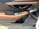 Thumbnail of 2020 Crystal White Pearl Subaru Outback