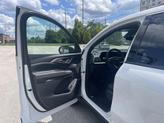 Thumbnail of 2025 Summit White Chevrolet Traverse