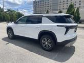 Thumbnail of 2025 Summit White Chevrolet Traverse