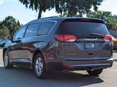 Thumbnail of 2017 Pewter Chrysler Pacifica