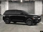 Thumbnail of 2025 Diamond Black Jeep Grand Cherokee