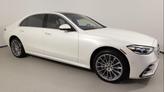 Thumbnail of 2022 MANUFAKTUR Cashmere White Magno Mercedes-Benz S-Class