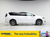 Thumbnail of 2022 White Chrysler Pacifica