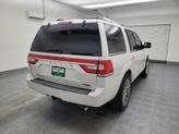 Thumbnail of 2015 White Platinum Metallic Tri-Coat Lincoln Navigator