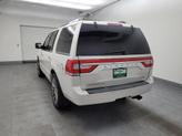 Thumbnail of 2015 White Platinum Metallic Tri-Coat Lincoln Navigator