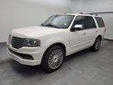 Thumbnail of 2015 White Platinum Metallic Tri-Coat Lincoln Navigator