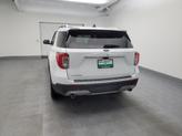 Thumbnail of 2021 Oxford White Ford Explorer