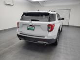 Thumbnail of 2021 Oxford White Ford Explorer