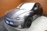 Thumbnail of 2021 Midnight Silver Metallic Tesla Model Y