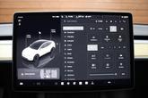 Thumbnail of 2022 Pearl White Multi-Coat Tesla Model Y