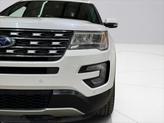Thumbnail of 2017 White Platinum Metallic Ford Explorer