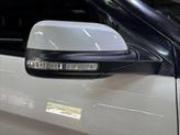 Thumbnail of 2017 White Platinum Metallic Ford Explorer