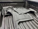 Thumbnail of 2020 Carbon Black Metallic GMC Sierra 2500