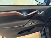 Thumbnail of 2018 Deep Blue Metallic Tesla Model X