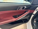 Thumbnail of 2022 Mineral White Metallic BMW X6