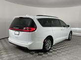 Thumbnail of 2021 Bright White Clearcoat Chrysler Pacifica