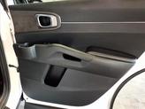 Thumbnail of 2024 Glacial White Pearl Kia Sorento