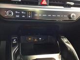 Thumbnail of 2024 Glacial White Pearl Kia Sorento